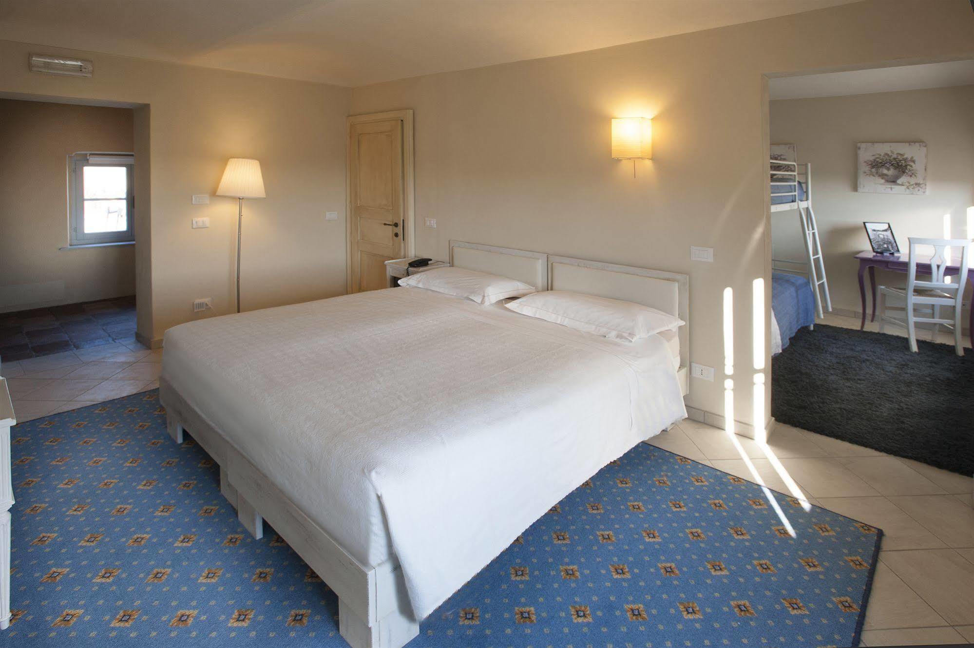 Hotel Il Campanile Кераско Екстер'єр фото