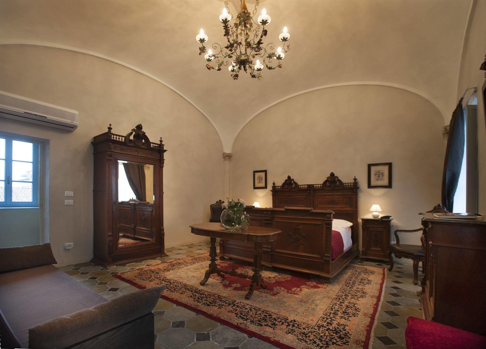 Hotel Il Campanile Кераско Екстер'єр фото