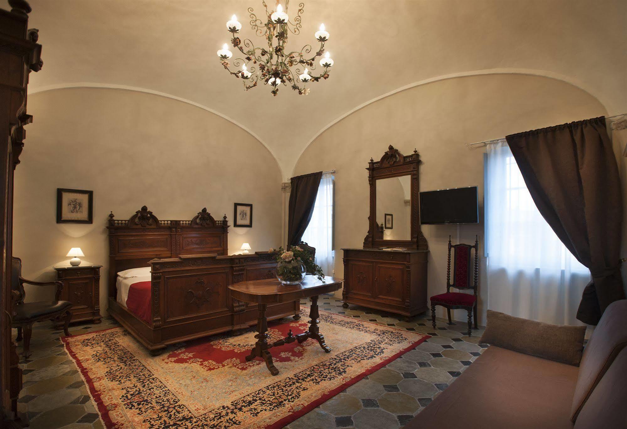 Hotel Il Campanile Кераско Екстер'єр фото